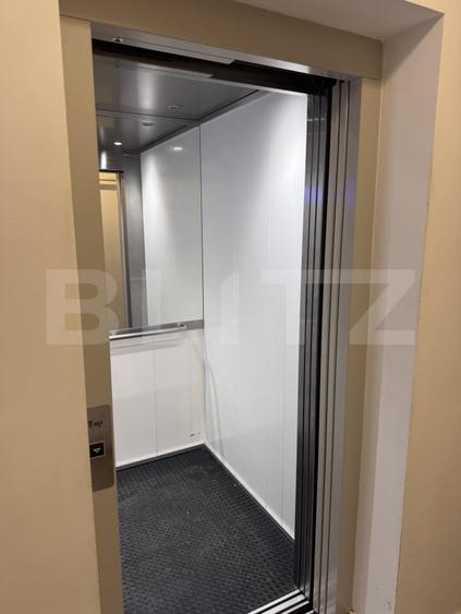 Apartament de vanzare, 46.80 mp, zona Vest - 13