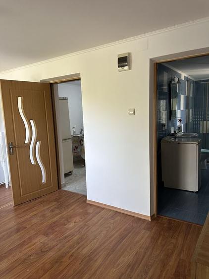 Casă cu 4 camere în Iezer