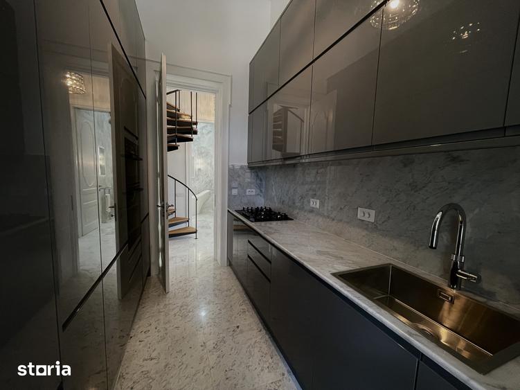 Casă cu 4 camere cu Teren 152 Mp în Ultracentral