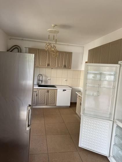 Casă cu 4 camere cu Teren 270 Mp în Ghiroda