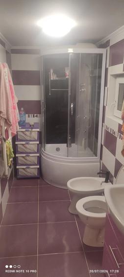 Casă cu 4 camere cu Teren 260000 Mp în Sirețel