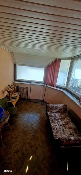 Casă cu 4 camere cu Teren 200 Mp în Central