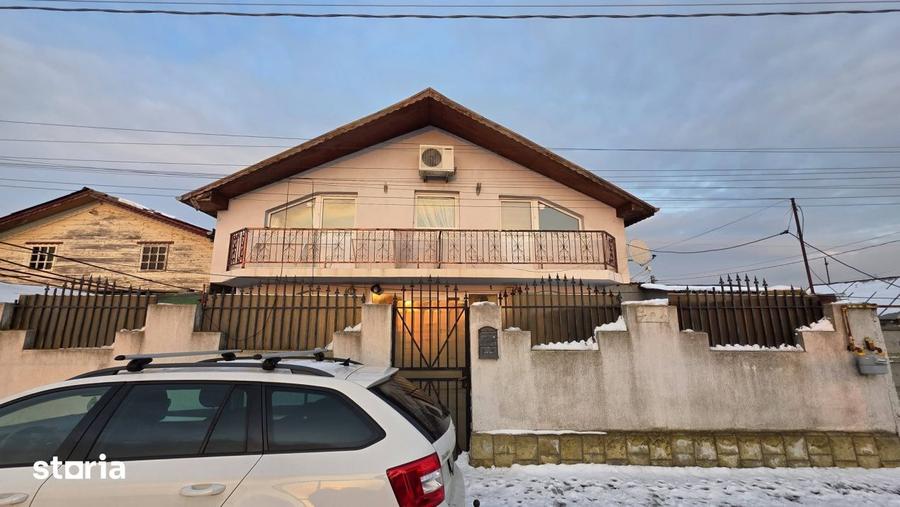 Casă cu 6 camere cu Teren 170 Mp în Central