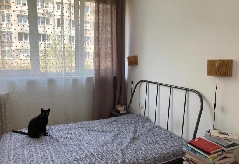 Apartament cu 4 camere semidecomandat, mobilat în Drumul Taberei