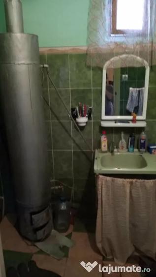 Casă cu 3 camere în Fântânele