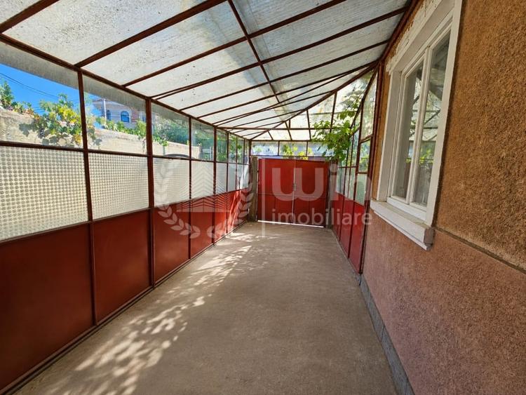 Casă individuală cu 2 camere cu Canalizare în Andrei Mureșanu