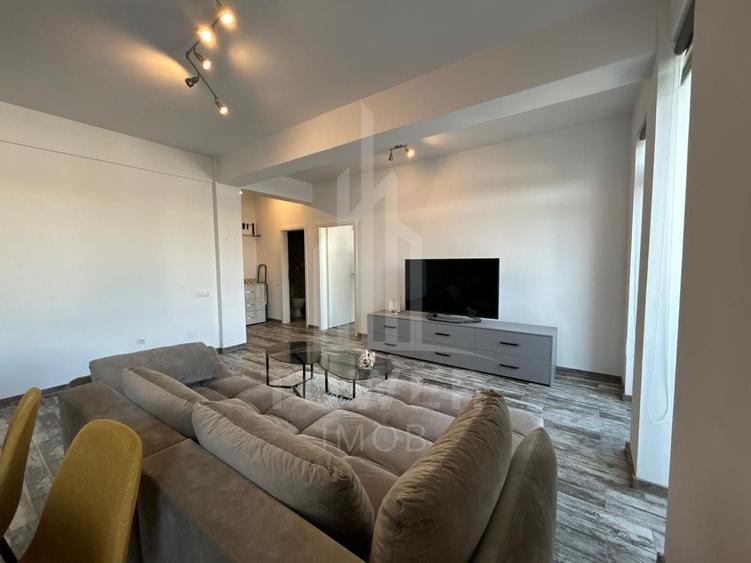 Apartament cu 2 camere decomandat, mobilat în Turnișor