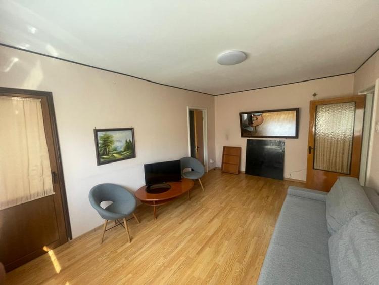 Apartament cu 2 camere decomandat, mobilat în Iancului