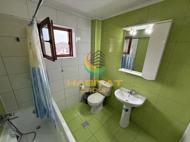 Apartament cu 3 camere decomandat, mobilat în Berceni