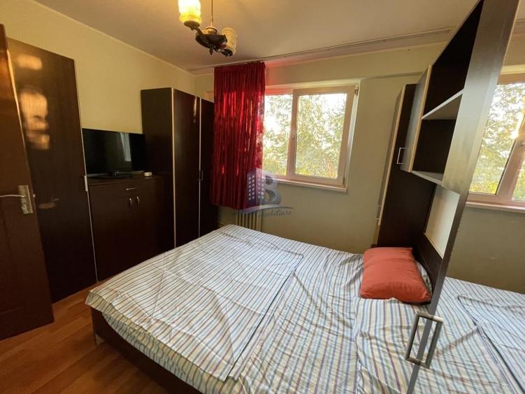 Apartament cu 2 camere decomandat, mobilat în Tei