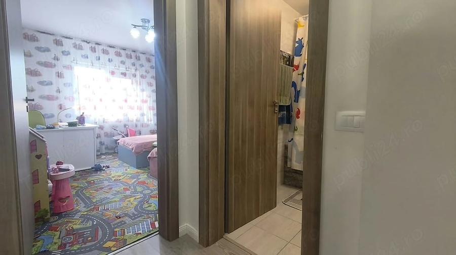Apartament cu 3 camere decomandat în Ultracentral