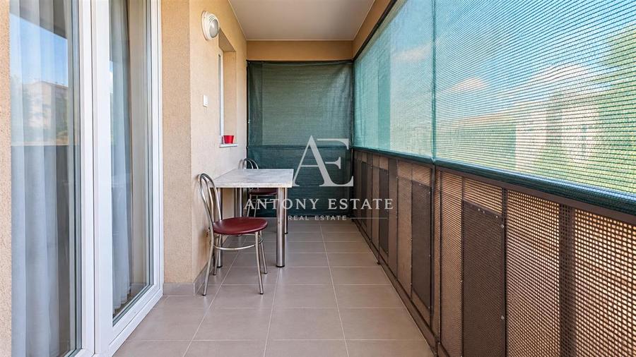 Apartament cu 2 camere decomandat, mobilat în Nufărul