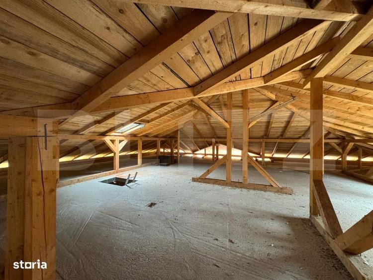 Casă cu 4 camere cu Teren 1760 Mp în Central