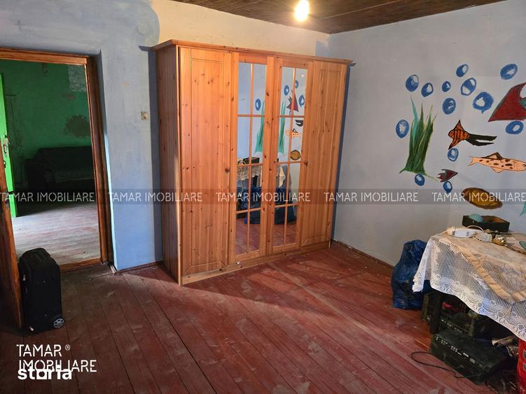 Casa + Teren 2877 mp cu Front Stradal de 36 metri - 2