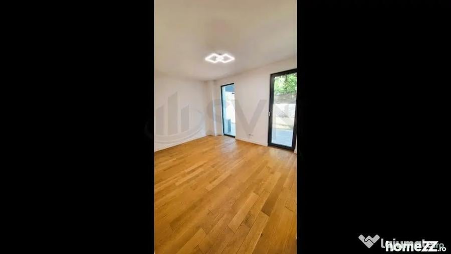 Apartament cu 4 camere decomandat în Unirii