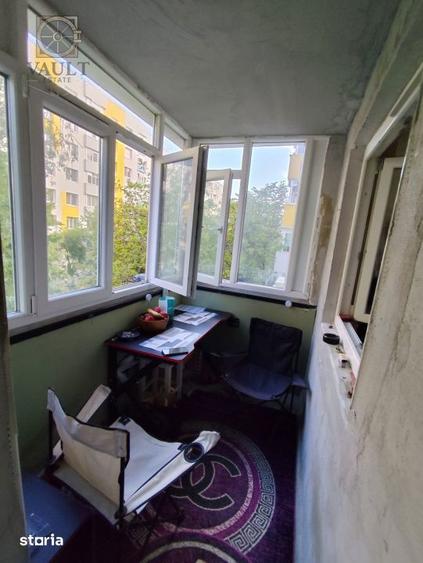 Apartament cu 3 camere decomandat în Rahova