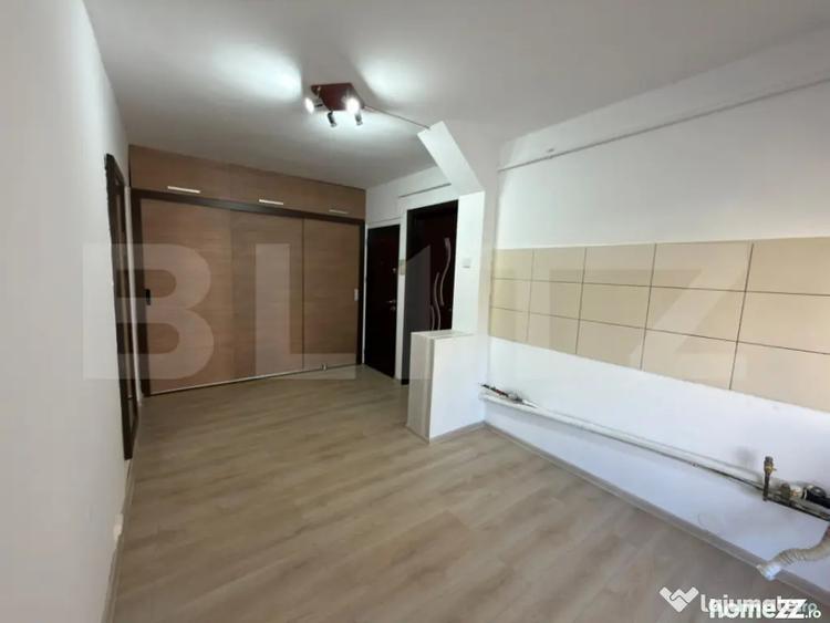Apartament cu 2 camere decomandat în 1 Mai