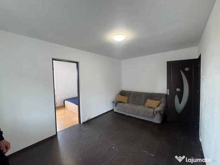 Apartament cu 2 camere semidecomandat în Ultracentral