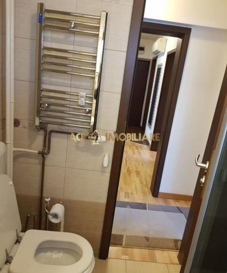 Apartament cu 3 camere decomandat, mobilat în Rahova
