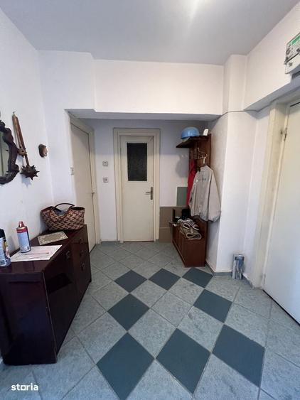 Apartament cu 2 camere decomandate Calea Bucuresti Rotonda etajul 6 - 1