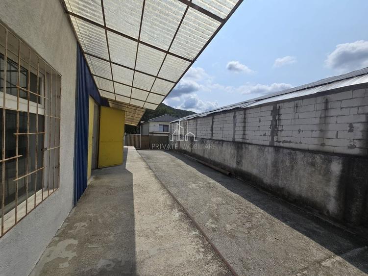 Spațiu industrial, de 510 mp, în Est