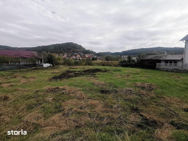 Teren de 1204 mp, în Central