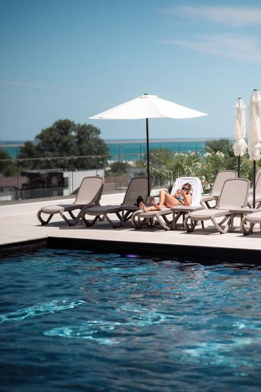 Apartament cu 2 camere decomandat în Mamaia-Sat