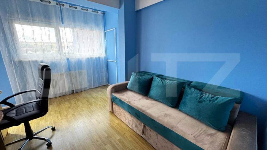 Apartament cu 3 camere decomandat în Independenței