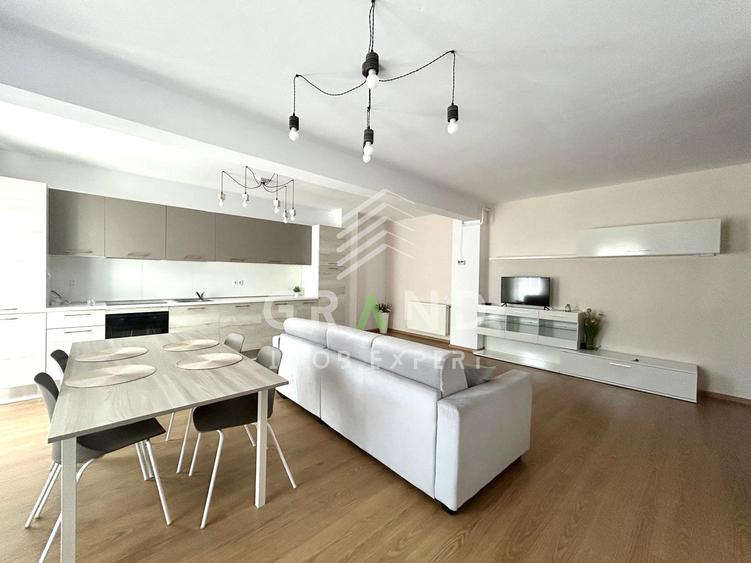 Apartament cu 2 camere semidecomandat, mobilat în Florești