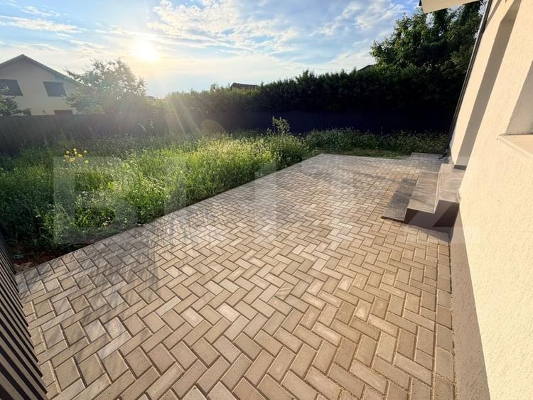 Duplex cu 5 camere cu Teren 397 Mp în Tărlungeni