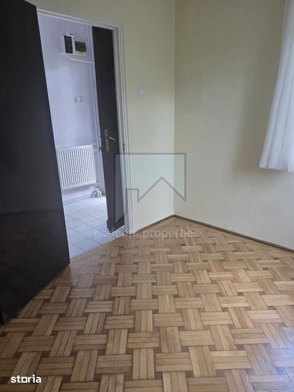 Casă cu 6 camere cu Teren 449 Mp în Cișmigiu