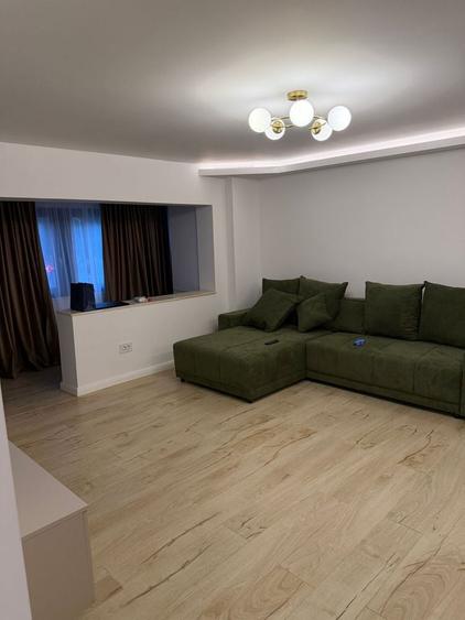 Apartament cu 2 camere decomandat în Mircea cel Bătrân