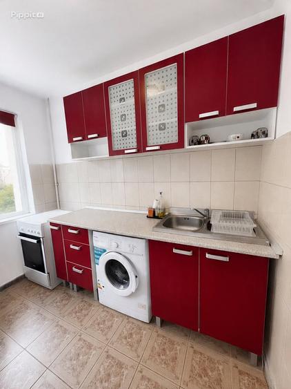 Apartament cu 3 camere, mobilat în Vatra Luminoasă