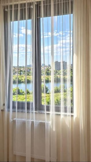 Apartament cu 3 camere decomandat, mobilat în Sisești