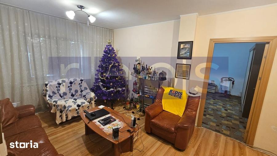 Apartament cu 4 camere în Rahova — fotografia 1