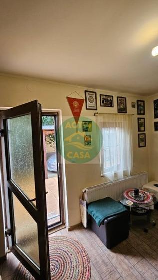 Casă cu 4 camere cu Teren 500 Mp în Central