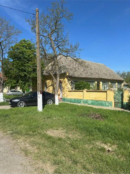 Casă cu Teren 1475 Mp în Toager
