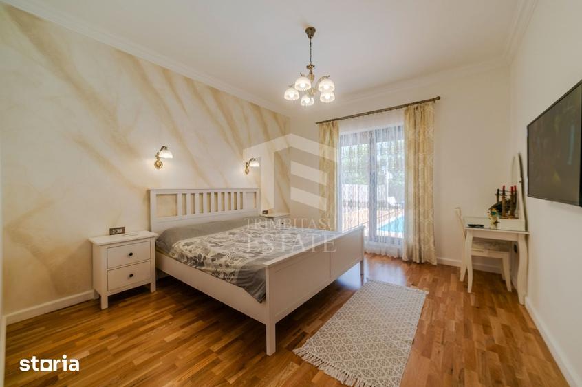 Casă cu 6 camere cu Teren 750 Mp în Giroc