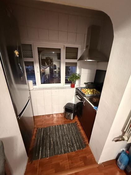 Apartament cu 2 camere decomandat în Est