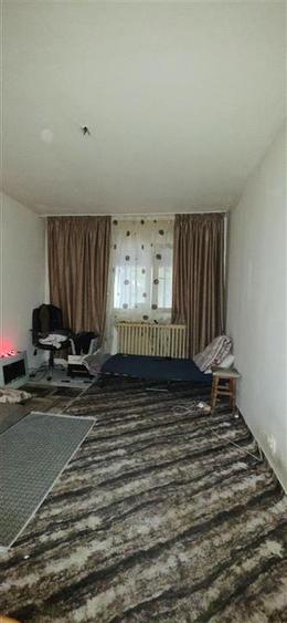Garsonieră decomandată în Tătărași