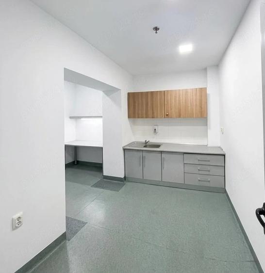Spațiu comercial, de 1,000 mp, în Nord