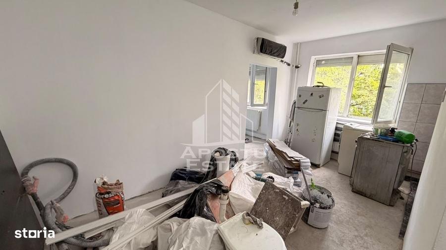Apartament cu 3 camere | Calea Sagului Piata Doina | 36 mp | Etaj 3/ - 6