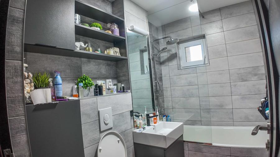 Apartament cu 2 camere decomandat în Piața Unirii