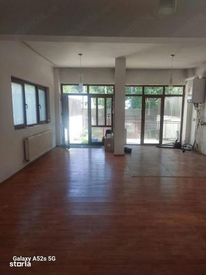 Casă cu 5 camere cu Teren 120 Mp în Bucureștii Noi