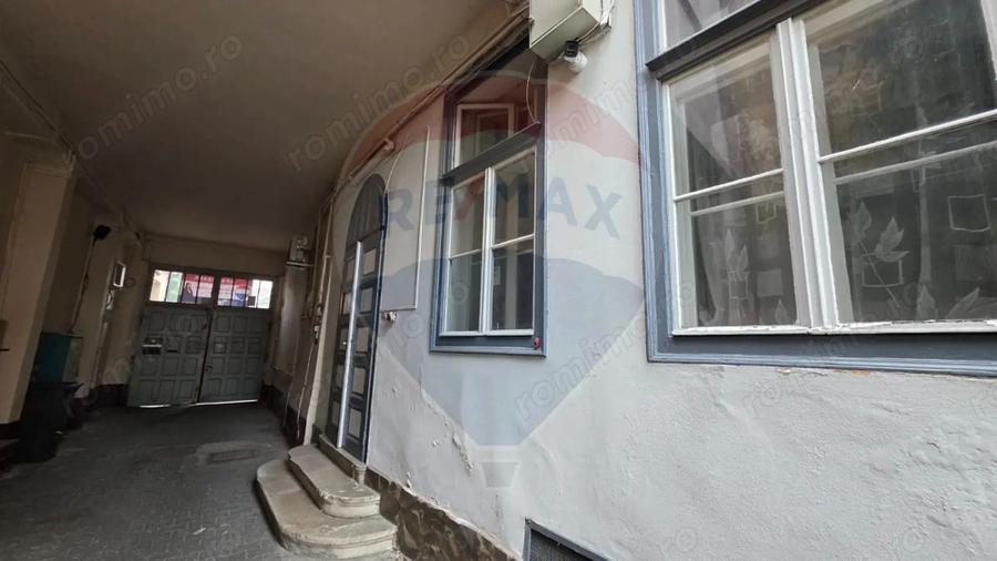 Casă cu 4 camere cu Teren 150 Mp în Ultracentral