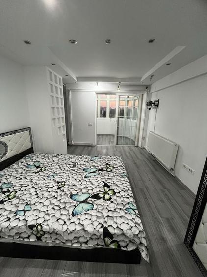 Garsonieră decomandată în Central