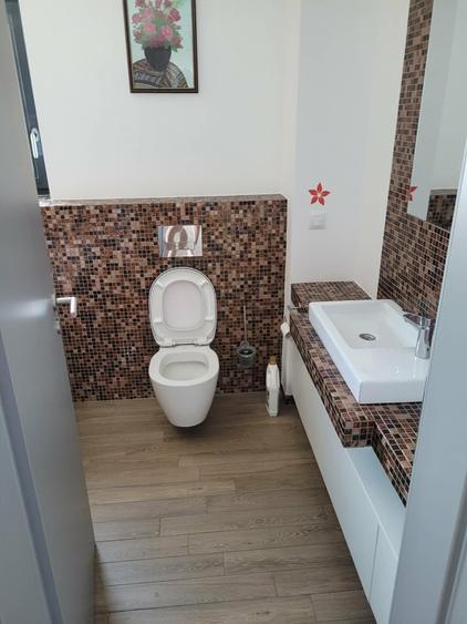 Apartament cu 2 camere decomandat în Bariera Vâlcii