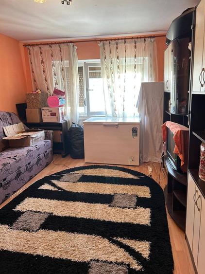 Apartament cu 2 camere decomandat în Siderurgiștilor