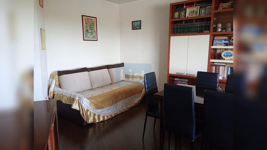 Apartament cu 4 camere decomandat în Micro 39