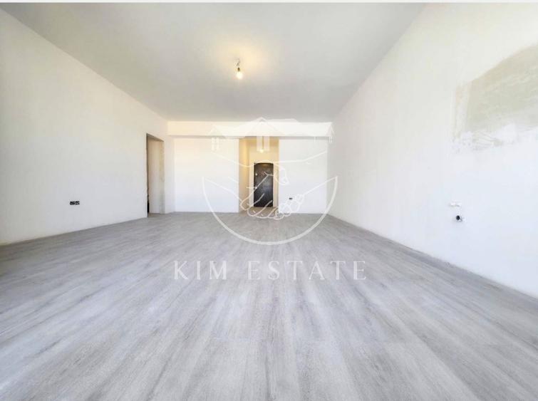Apartament cu 3 camere decomandat, mobilat în Brătianu